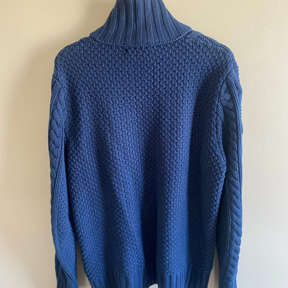 Banana Republic elegant navy